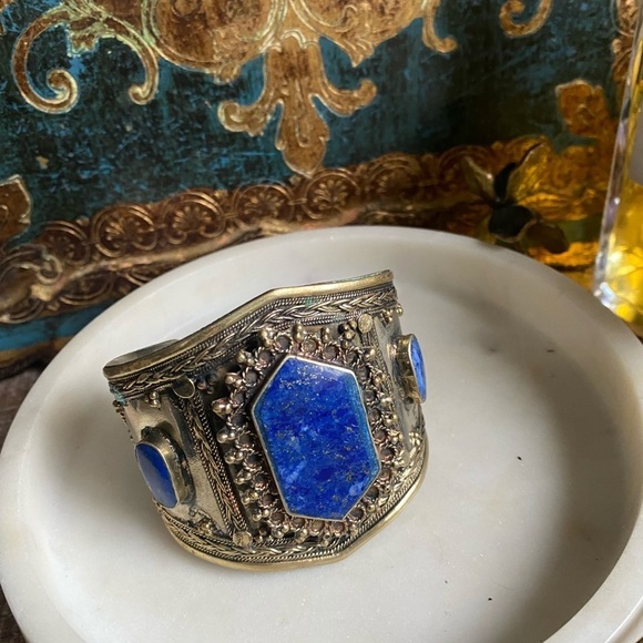 Lapis lazuli Afghan style middle eastern cuff bracelet - Picture 4 of 11